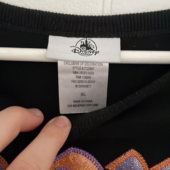 Disneyland Halloween Long sleeve - Picture 4 of 10